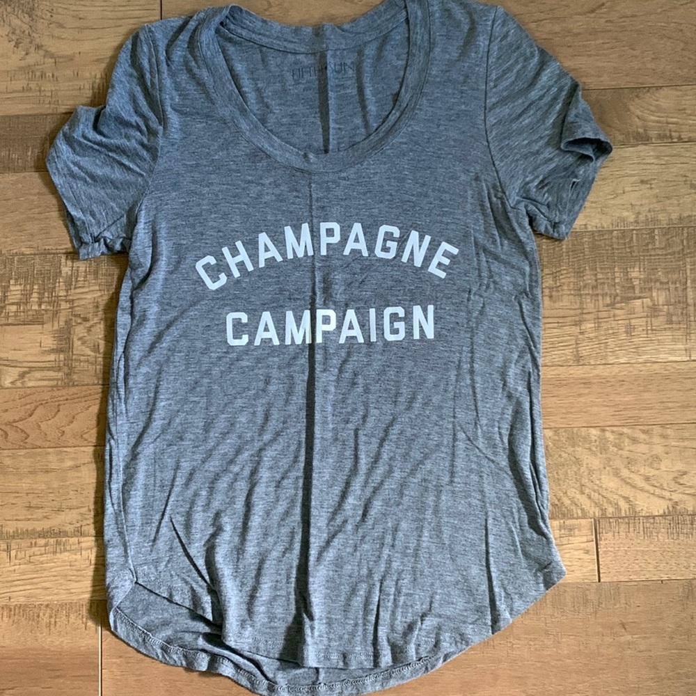 Fifth sun. Super soft t-shirt. size XS